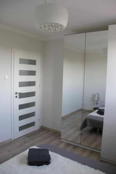 クラクフUroczy, Jasny Apartament Oraz Bezplatny Parking!アパートメント エクステリア 写真